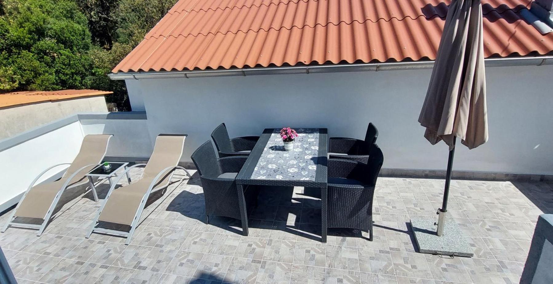 Milijana Apartments Rab Rab Town Exteriör bild