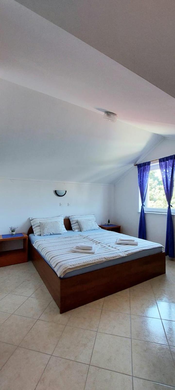 Milijana Apartments Rab Rab Town Rum bild